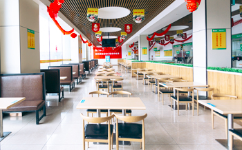 学校餐厅